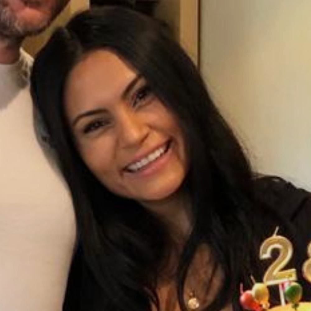 Meet your Posher, Mayra